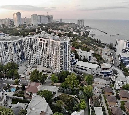 Iren Apartments 1+1 Odessa Esterno foto